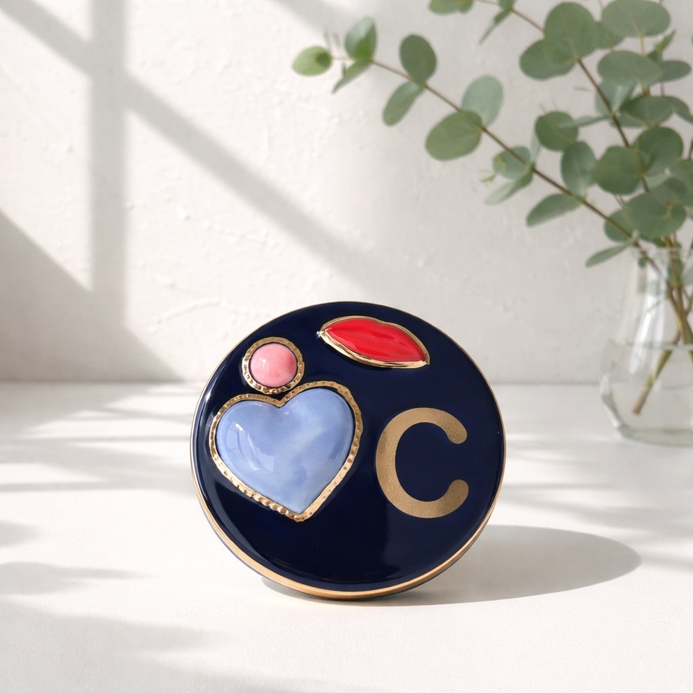 Anthropologie Monogram 'C' Trinket Box - Green/Navy
Jewelry Dish Lips & Heart